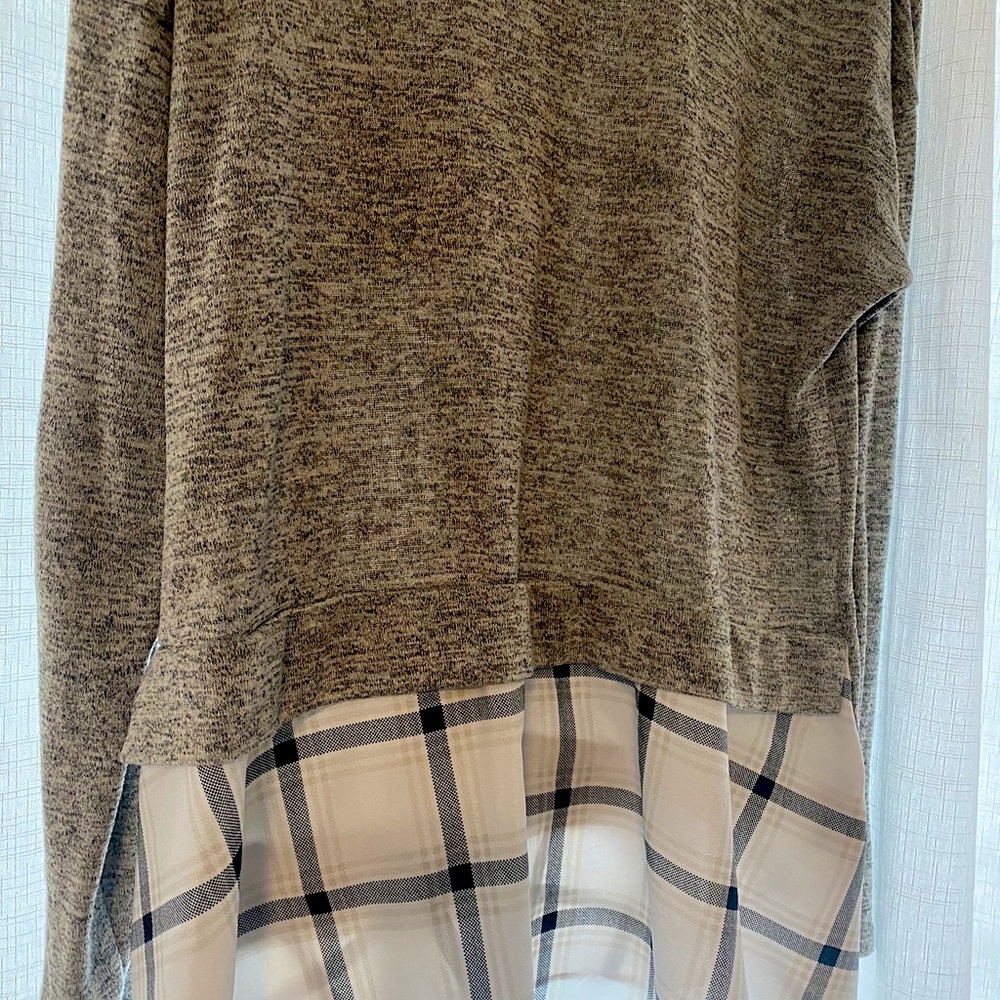 Woman’s light weight long sleeve shirt
